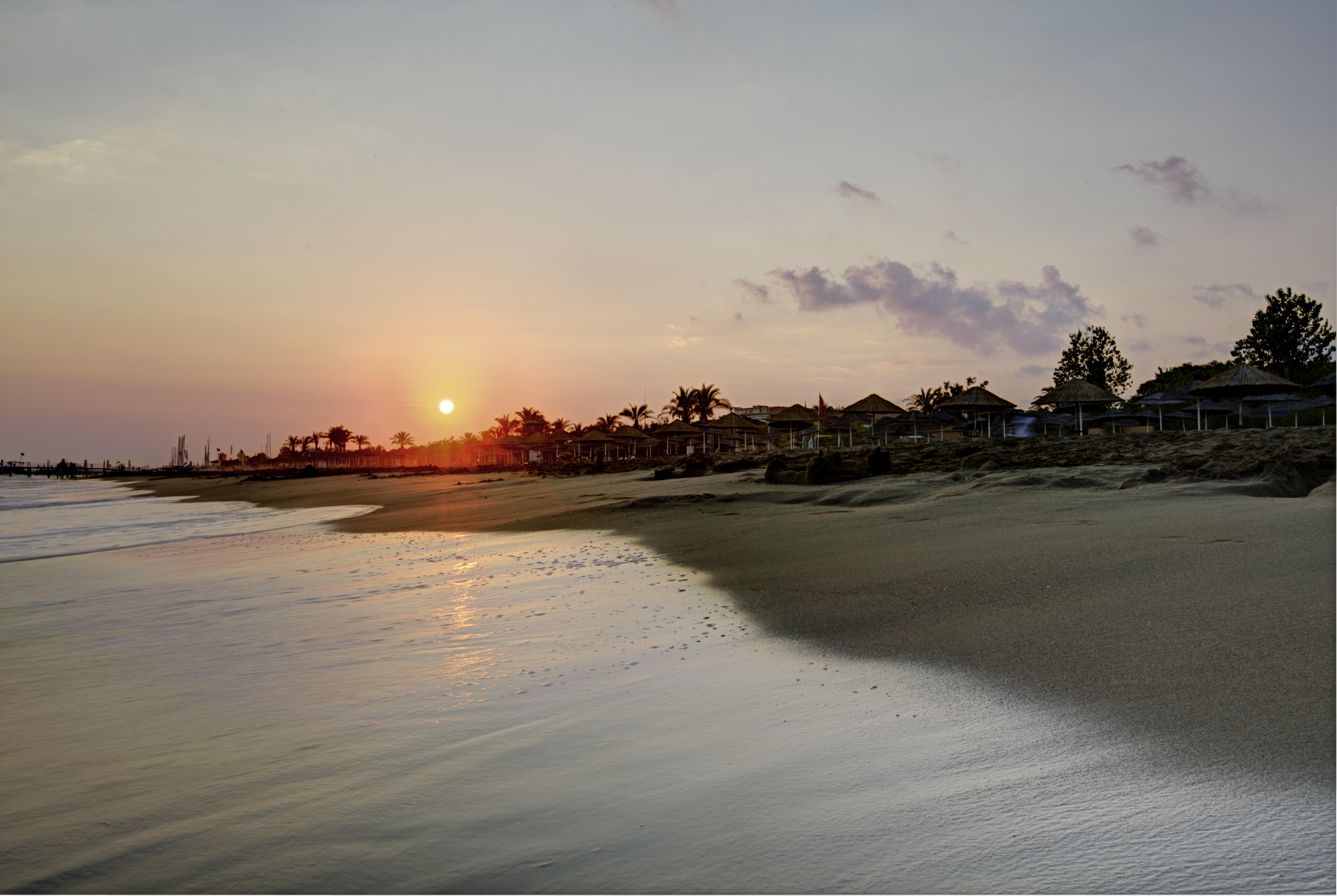 Asteria Family Resort Belek أنطاليا المظهر الخارجي الصورة Sunset at the beach