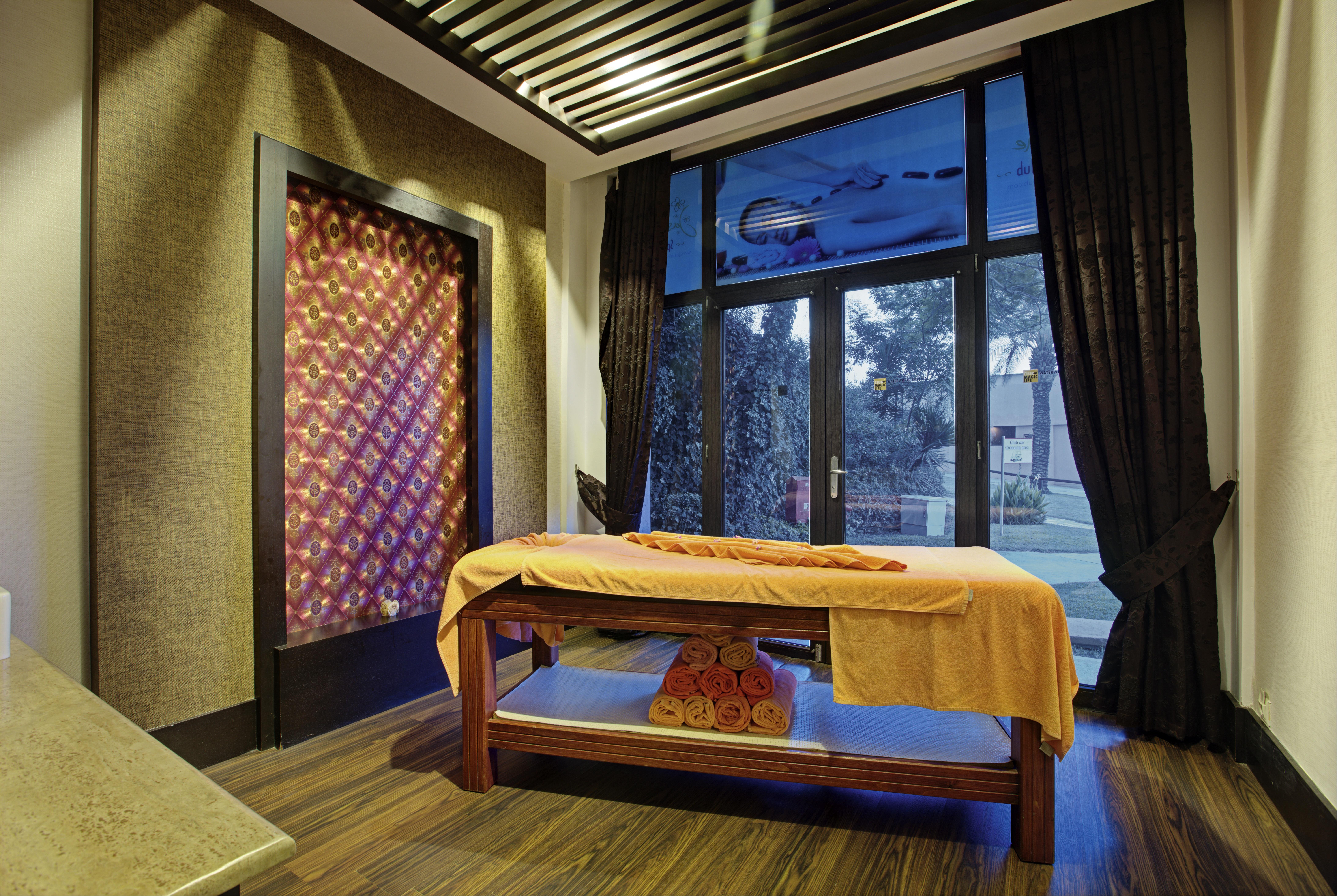 Asteria Family Resort Belek أنطاليا المظهر الخارجي الصورة A massage table