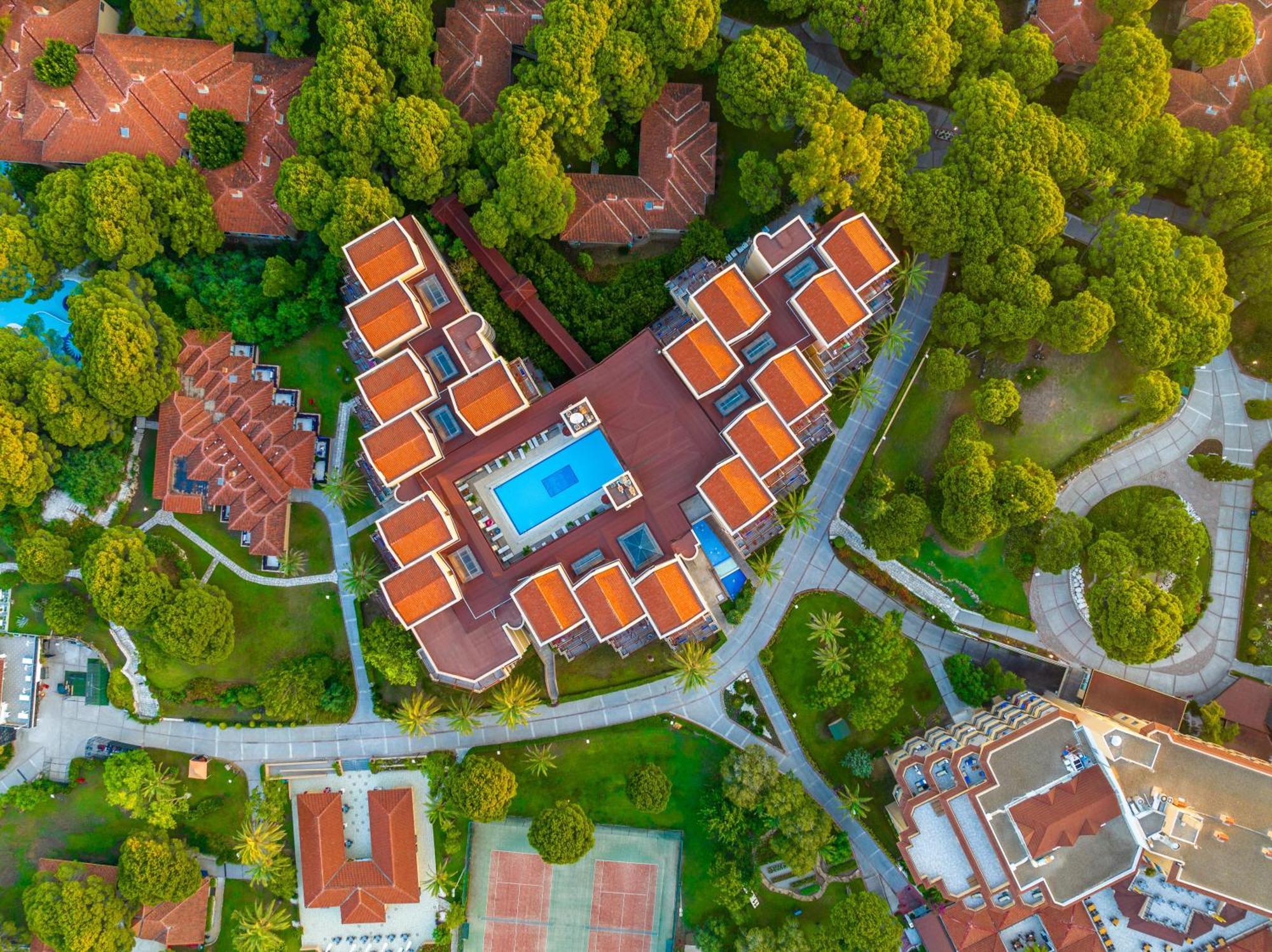 Asteria Family Resort Belek أنطاليا المظهر الخارجي الصورة Aerial view of the hotel