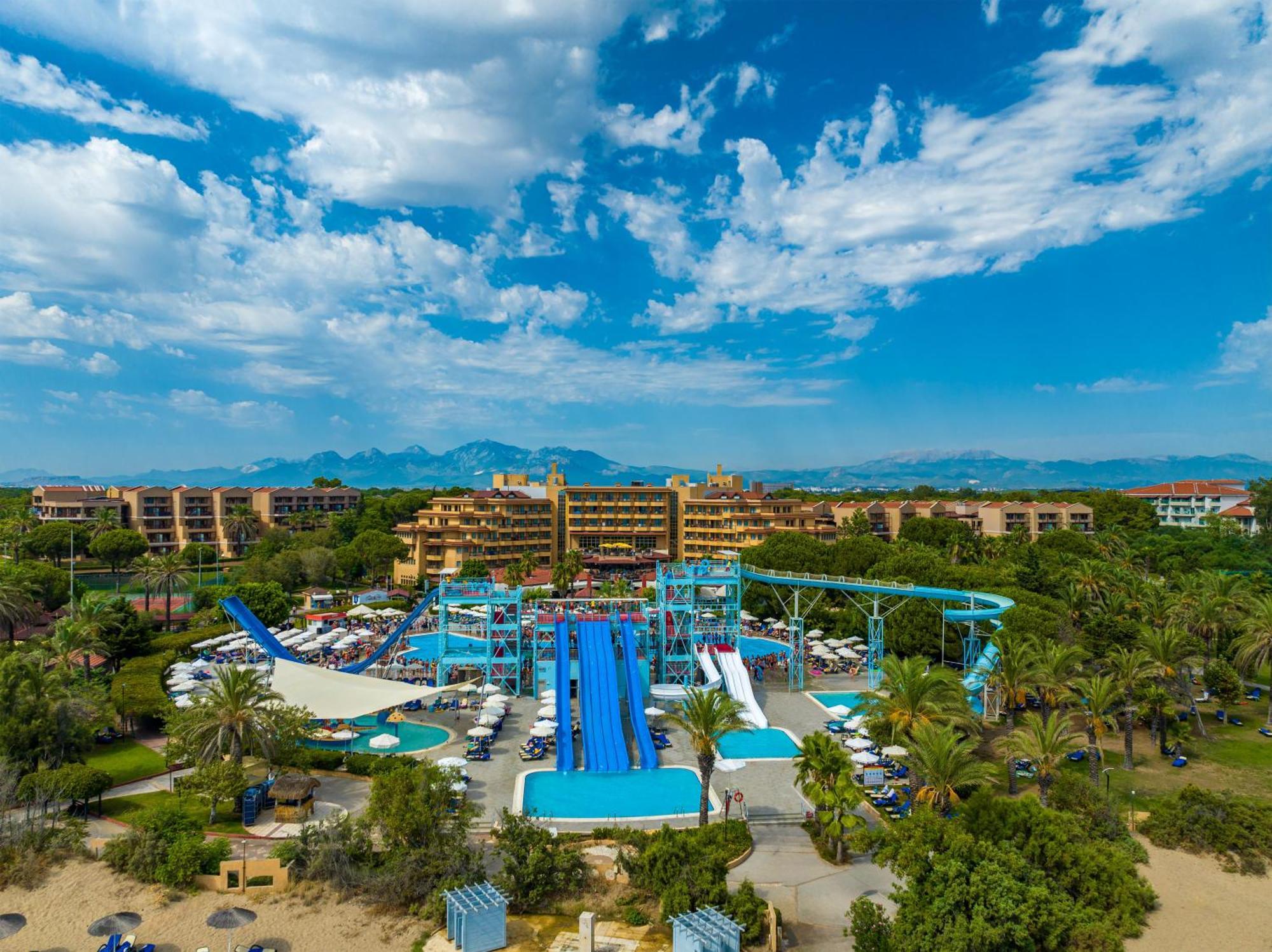 Asteria Family Resort Belek أنطاليا المظهر الخارجي الصورة Aerial view of the water park