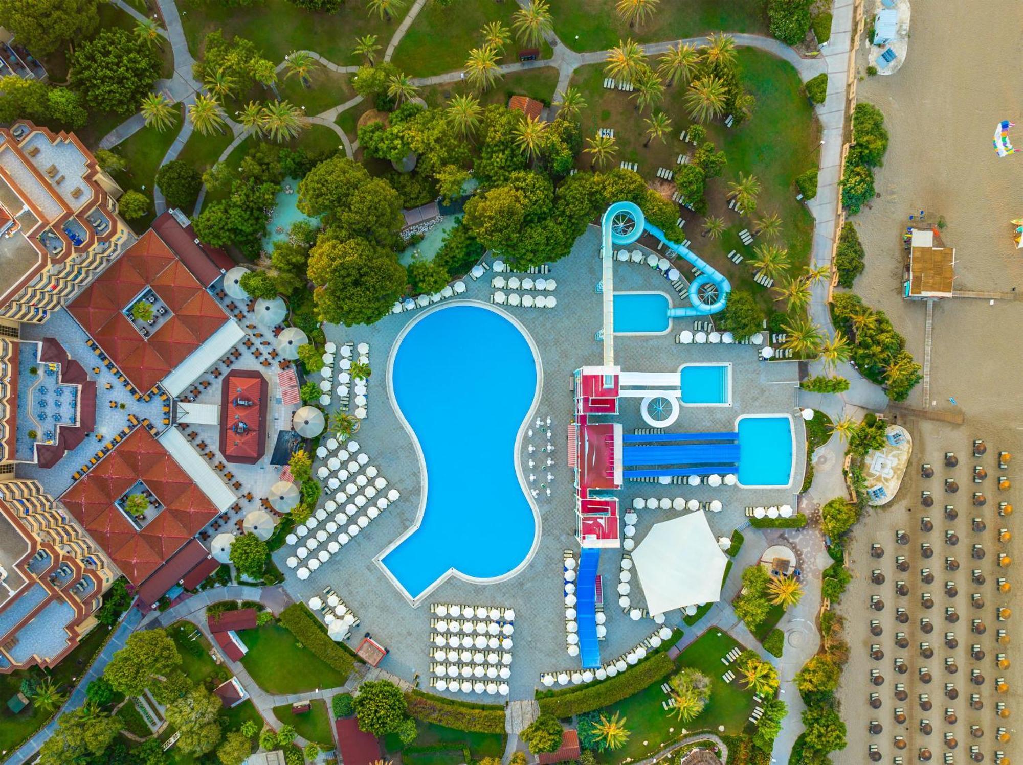 Asteria Family Resort Belek أنطاليا المظهر الخارجي الصورة Aerial view of the water park