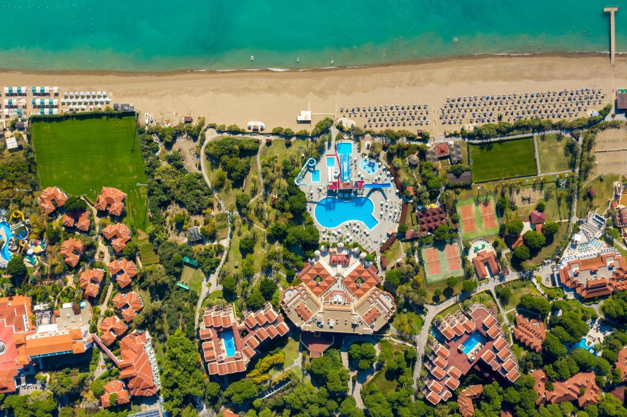 Asteria Family Resort Belek أنطاليا المظهر الخارجي الصورة Aerial view of the resort